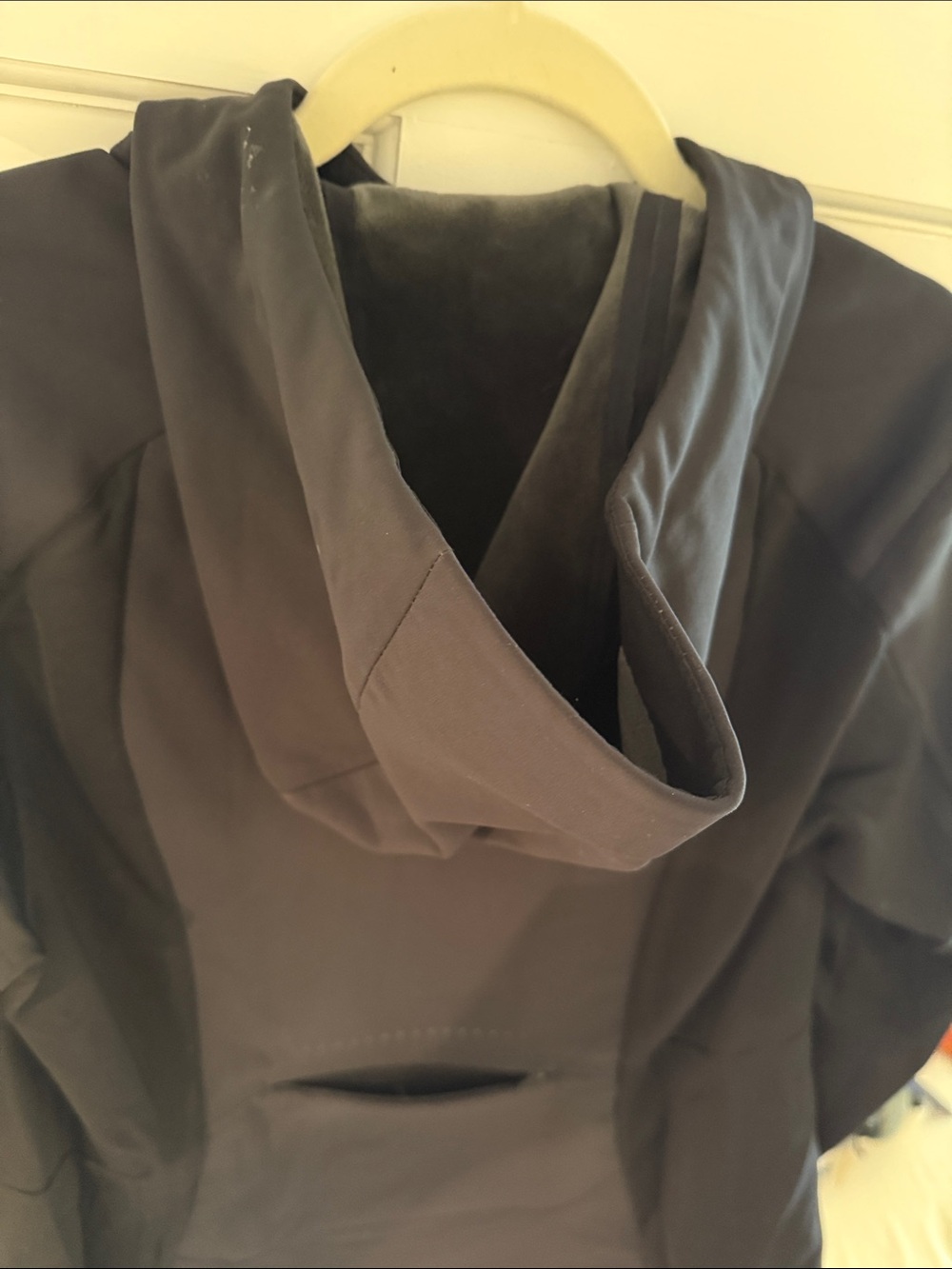 Lululemon Cross Chill Black Womens Performance Jacket - Picture 15 of 15